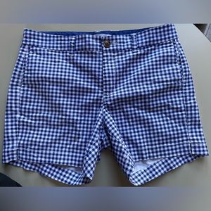 Old Navy Women's Blue /White Gingham Everyday Shorts: Size 6